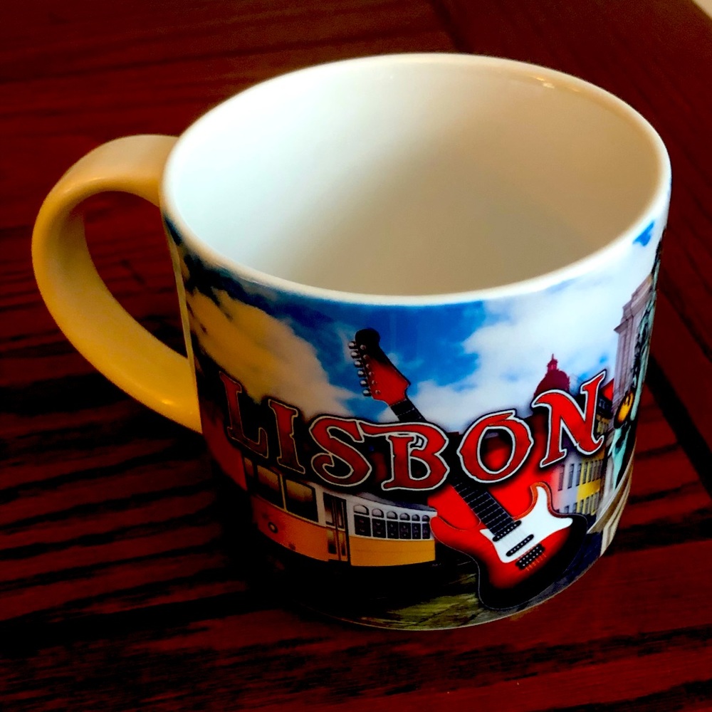 Lisbon Hard Rock Cafe Collector Mug